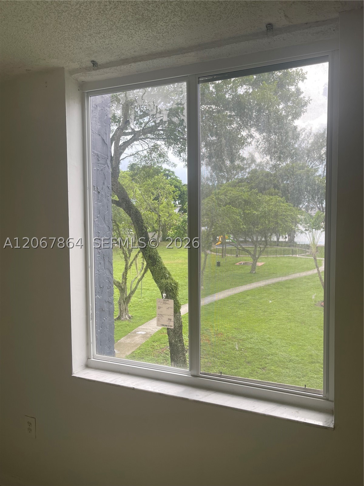 10000 NW 80th Ct #2337, Hialeah Gardens FL 33016