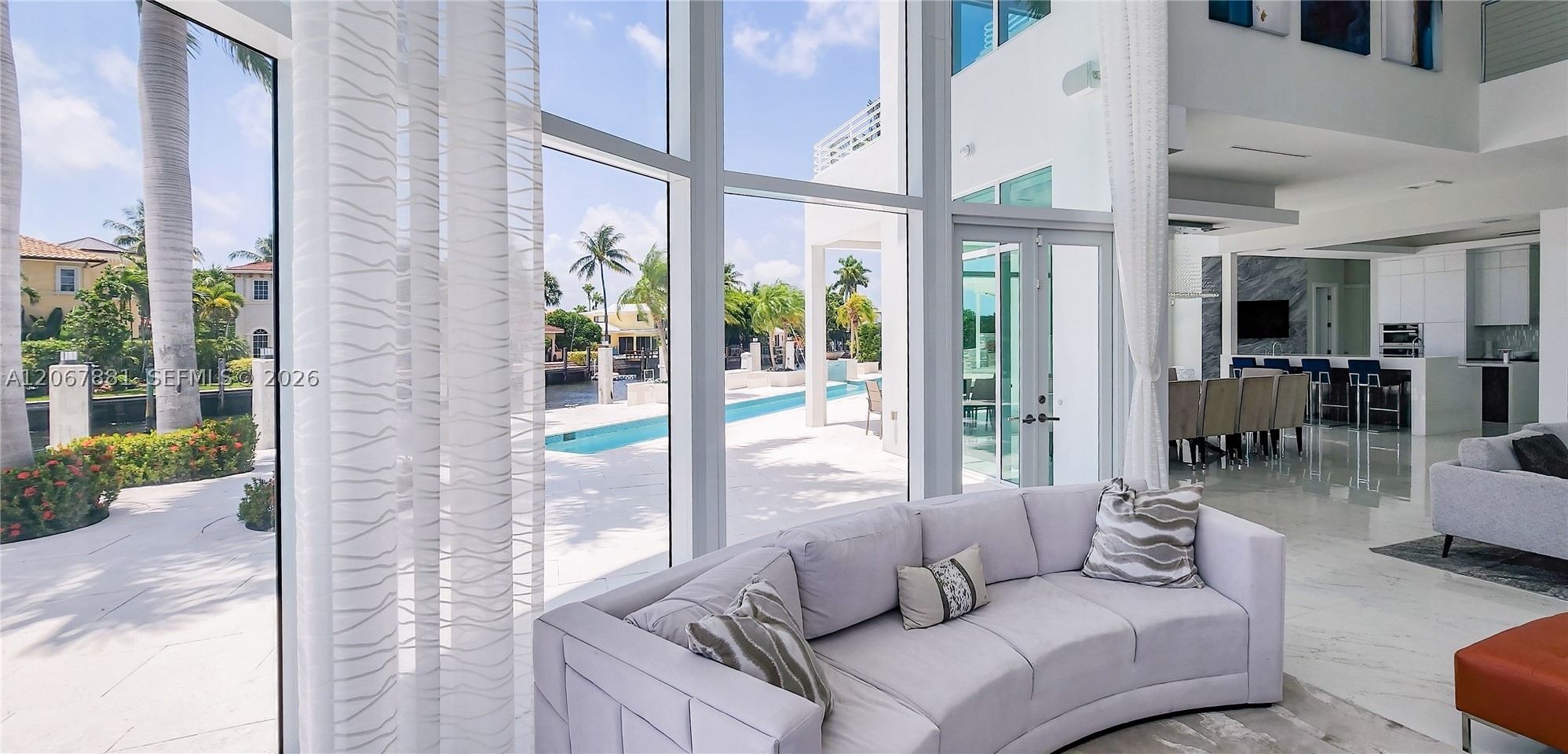 2890 NE 28th St, Fort Lauderdale FL 33306