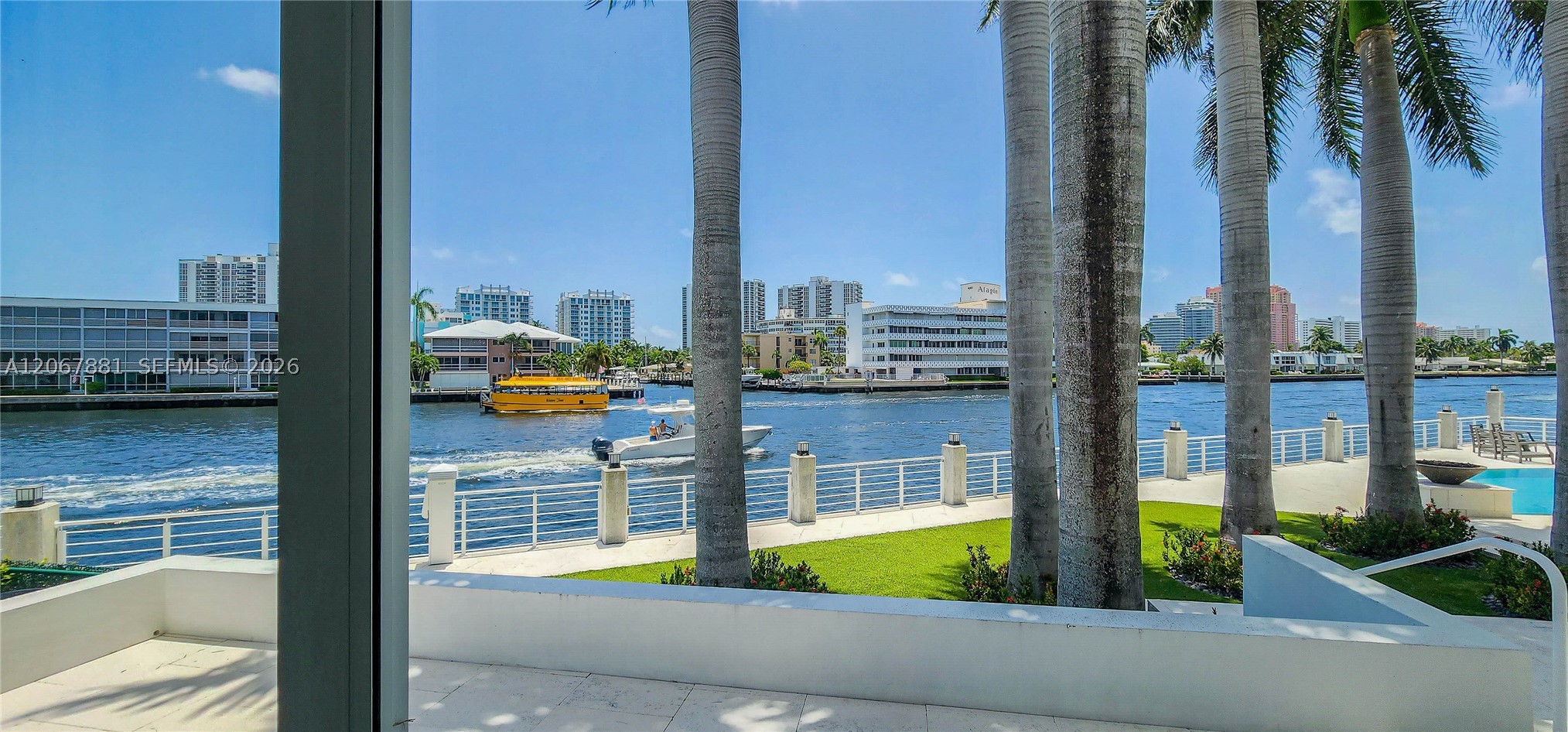 2890 NE 28th St, Fort Lauderdale FL 33306