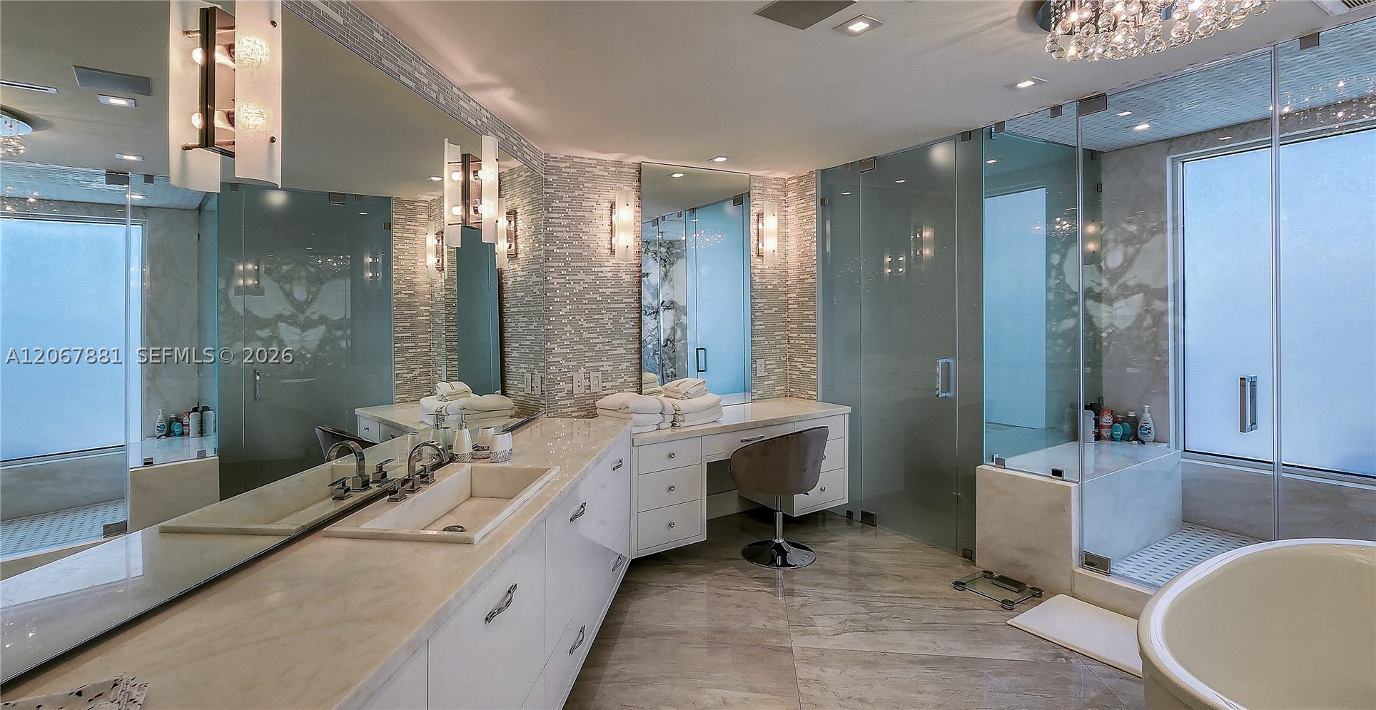 2890 NE 28th St, Fort Lauderdale FL 33306