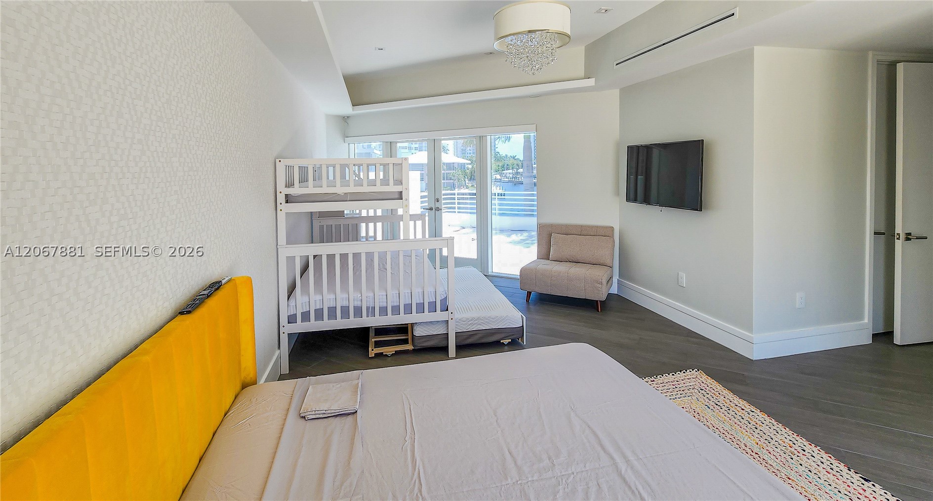 2890 NE 28th St, Fort Lauderdale FL 33306