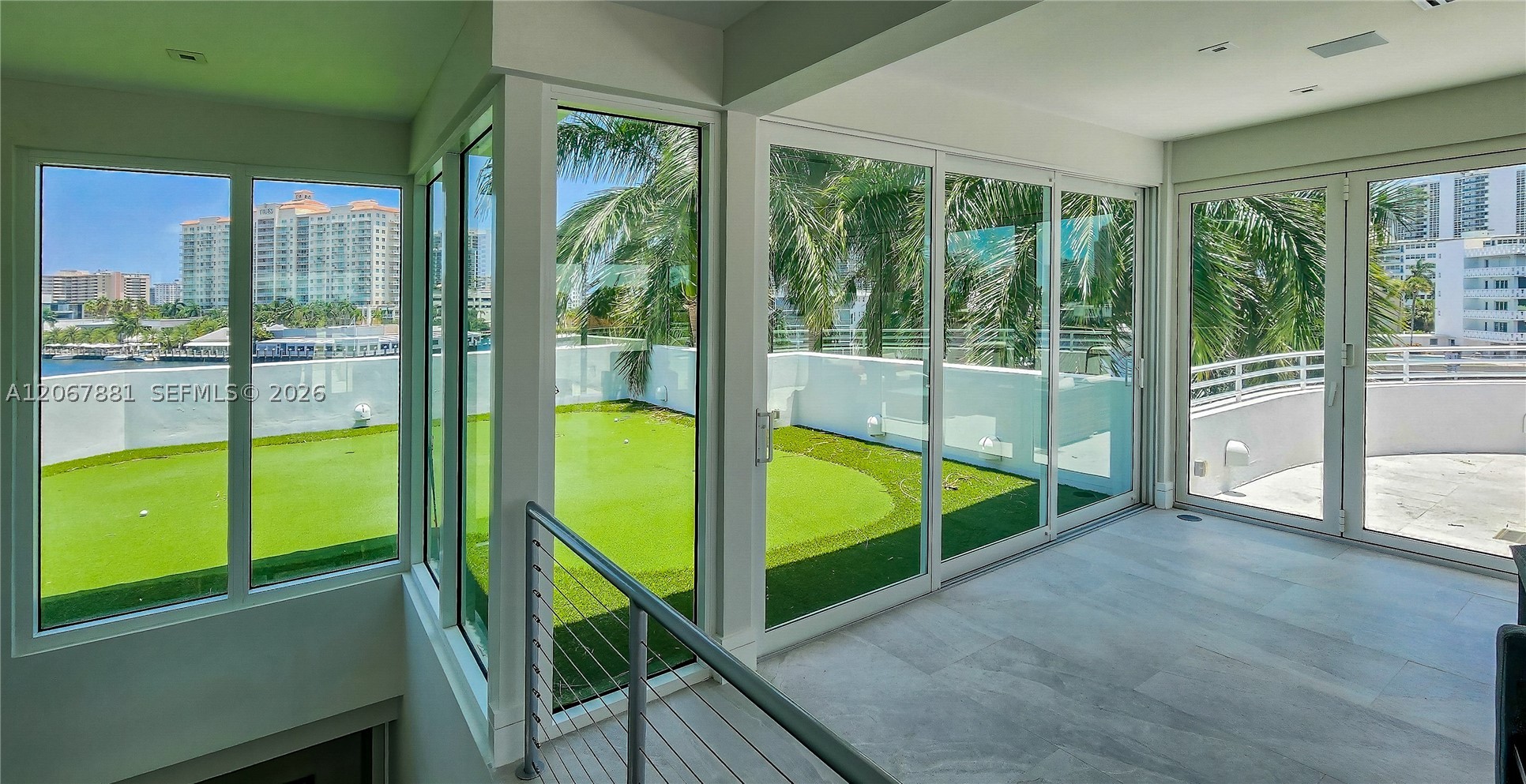 2890 NE 28th St, Fort Lauderdale FL 33306