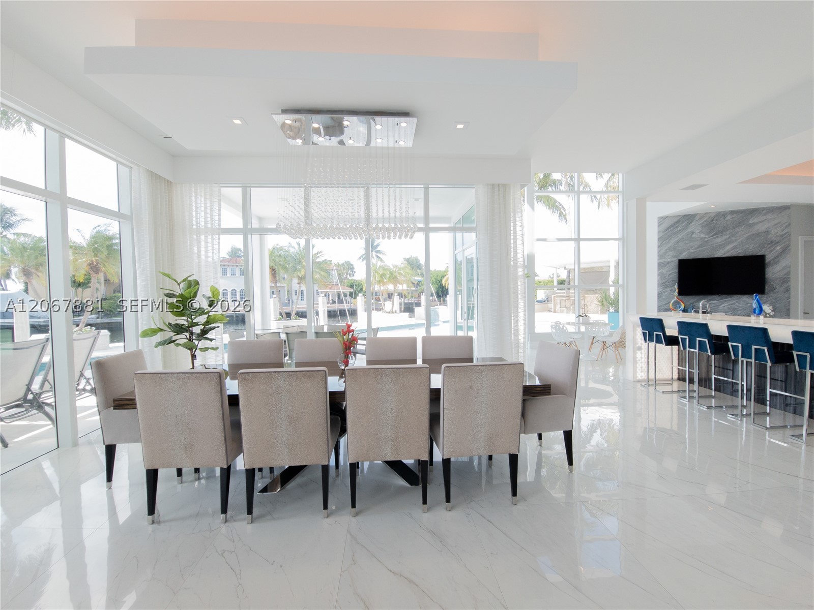 2890 NE 28th St, Fort Lauderdale FL 33306