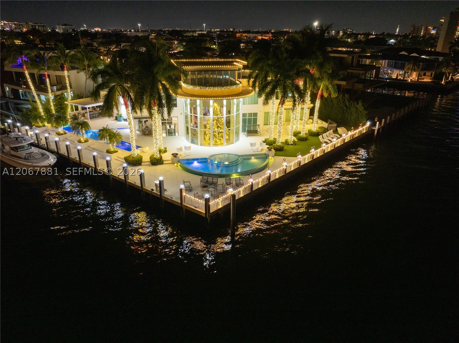 2890 NE 28th St, Fort Lauderdale FL 33306
