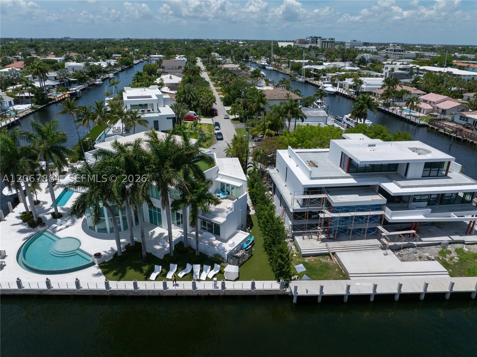 2890 NE 28th St, Fort Lauderdale FL 33306