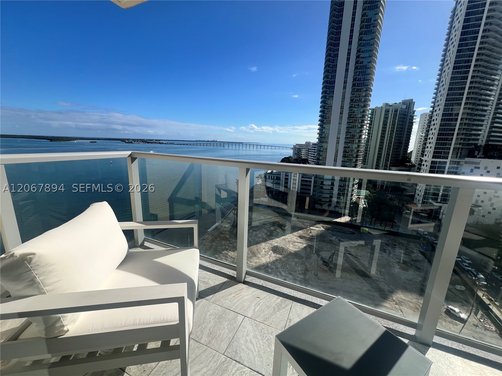 1155 Brickell Bay Dr #1607, Miami FL 33131