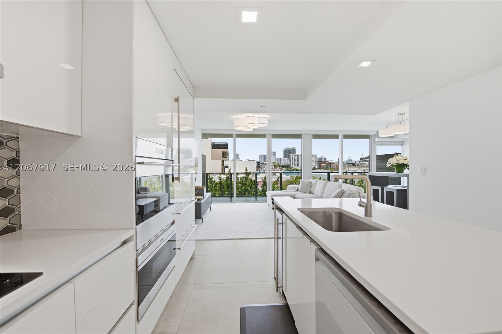 1201 20th St #410, Miami Beach FL 33139