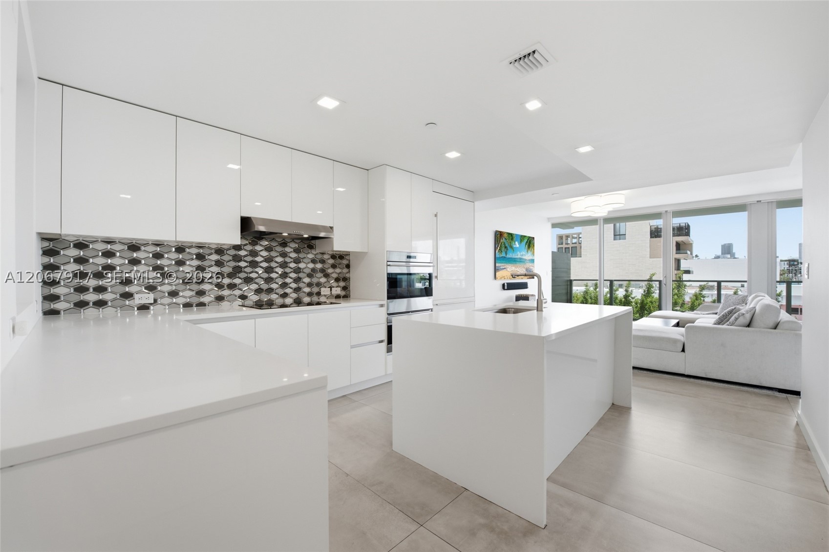 1201 20th St #410, Miami Beach FL 33139