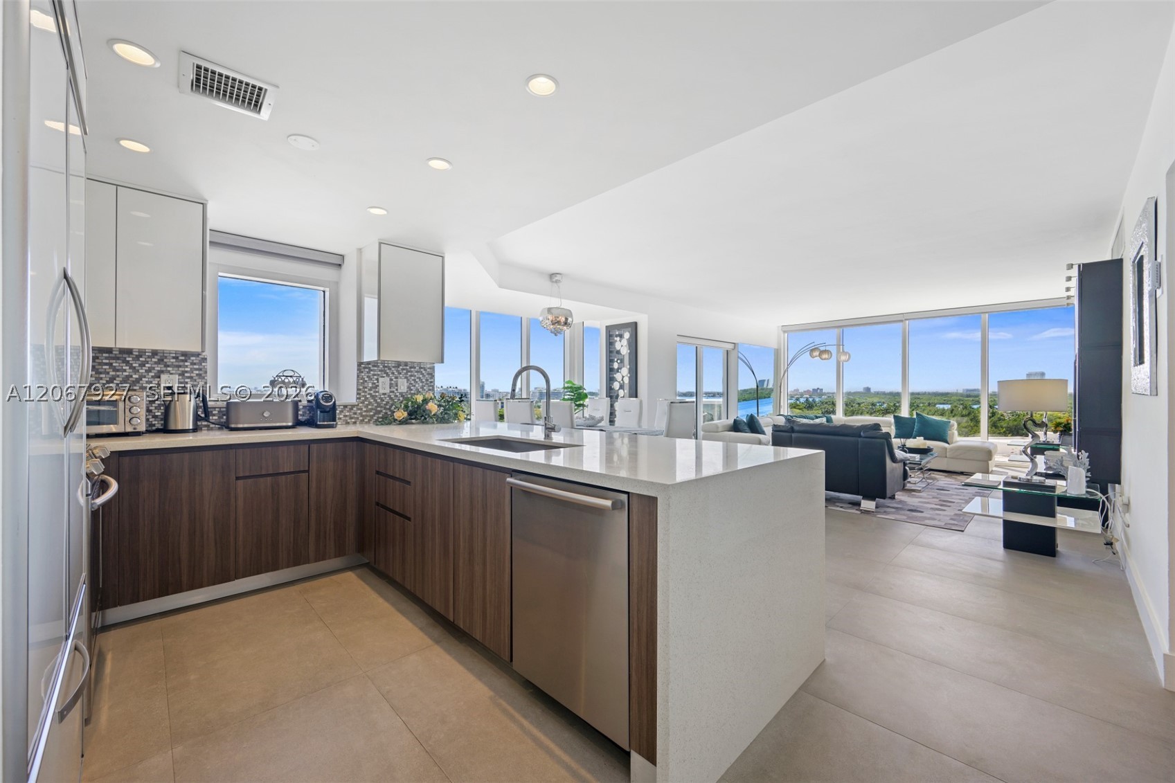 10275 Collins Ave #722, Bal Harbour FL 33154