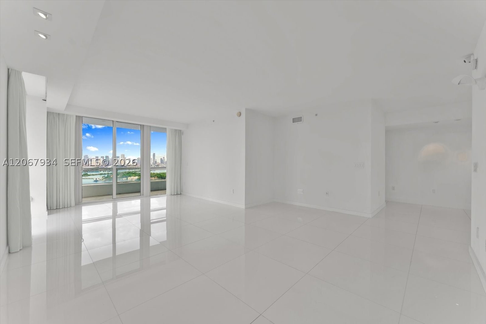 520 West Ave #2101, Miami Beach FL 33139