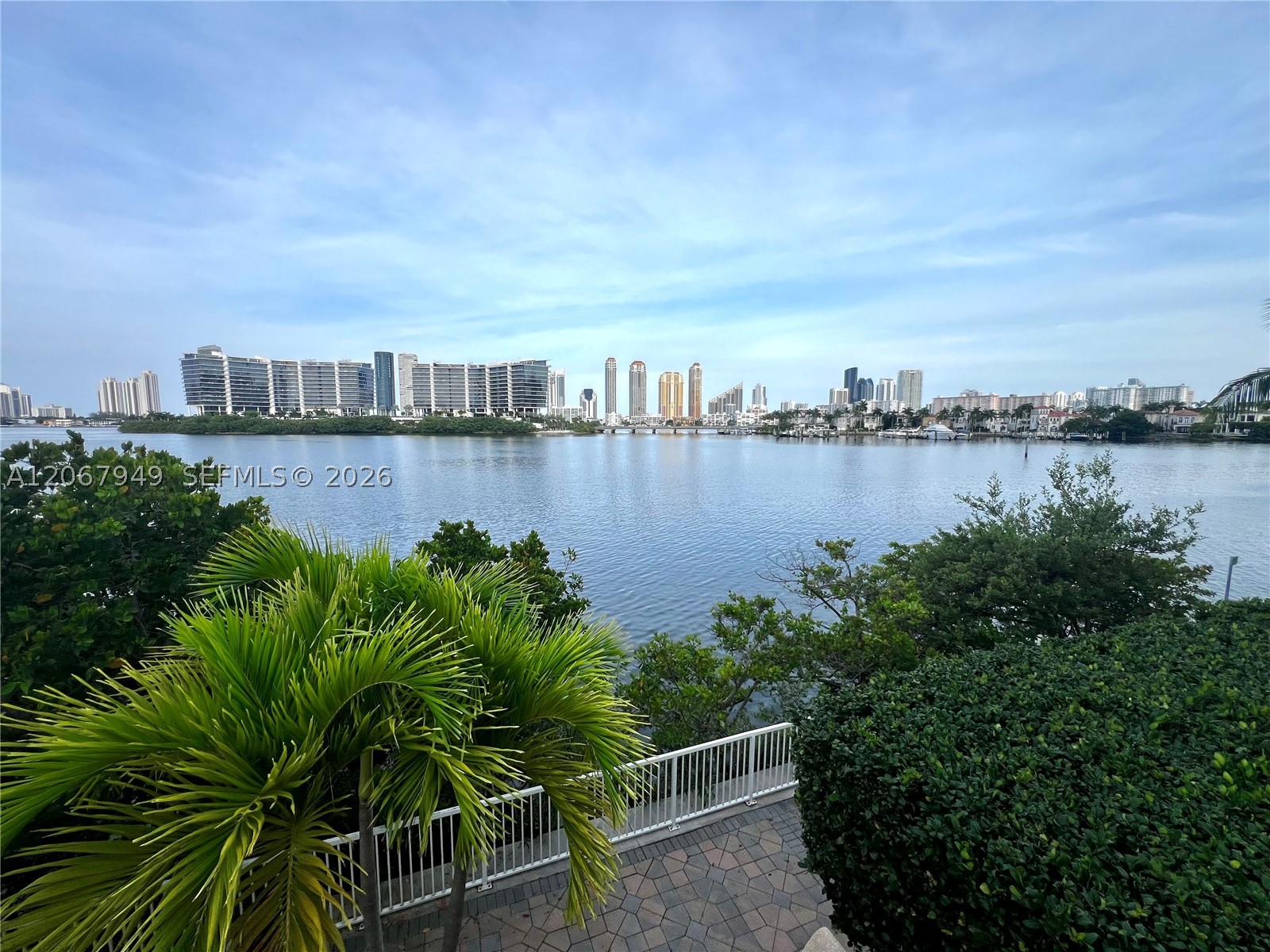 3201 NE 183rd St #2305, Aventura FL 33160