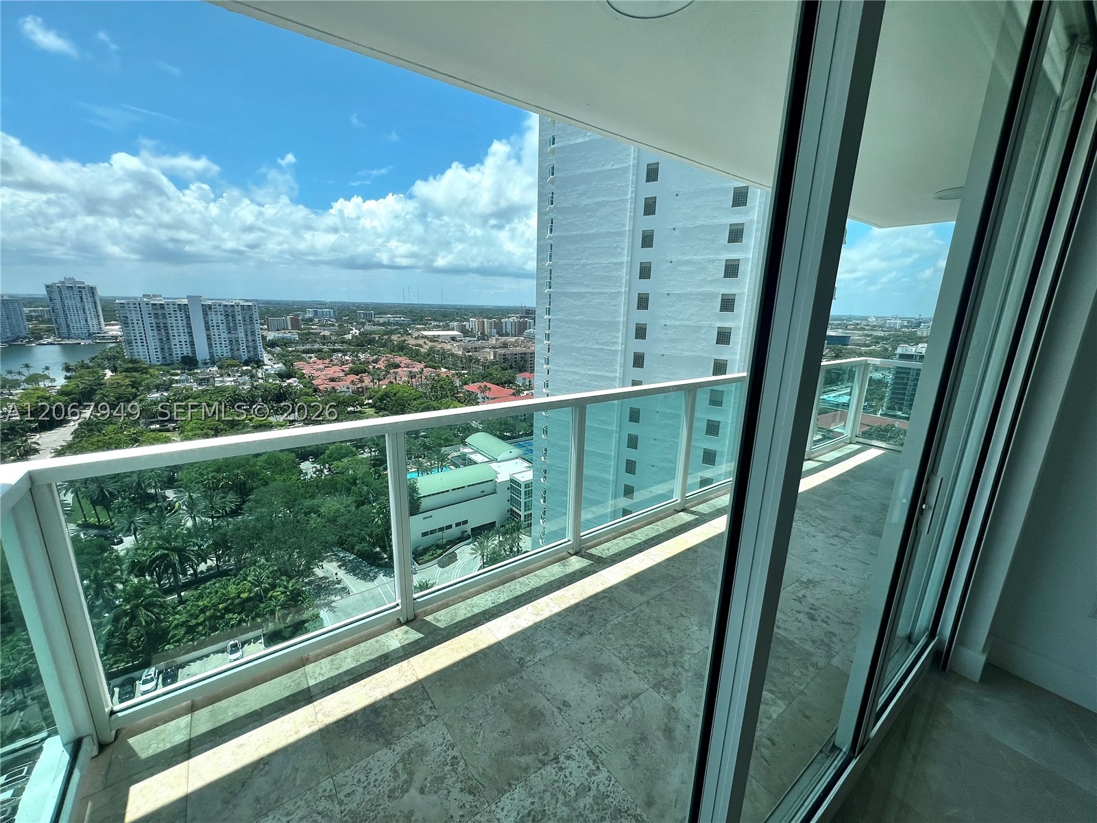 3201 NE 183rd St #2305, Aventura FL 33160