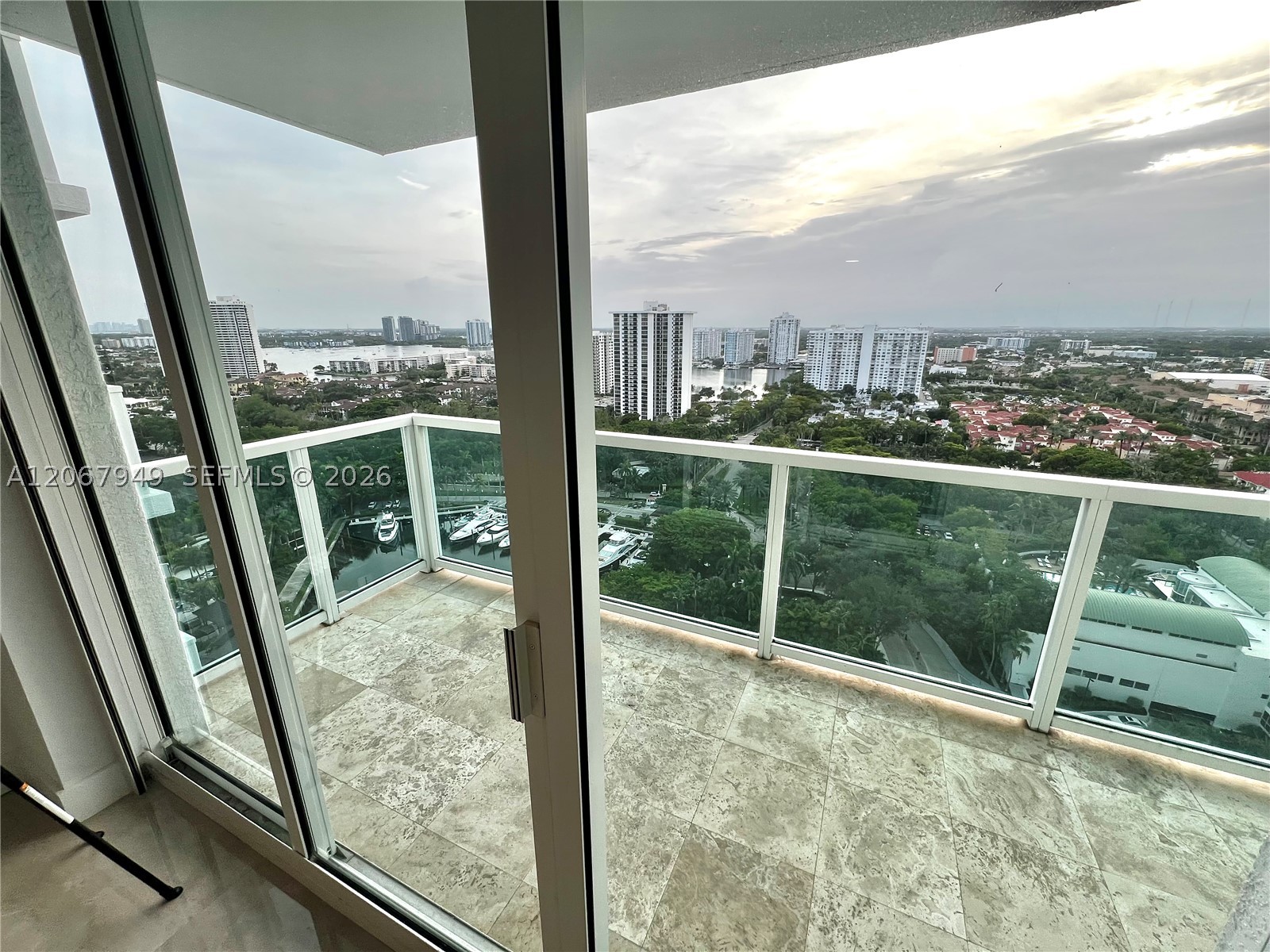 3201 NE 183rd St #2305, Aventura FL 33160