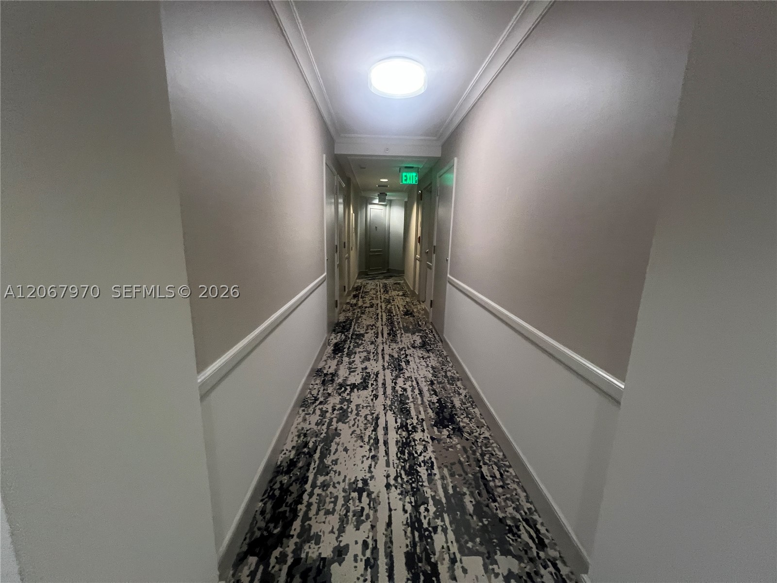 888 Brickell Key Dr #806, Miami FL 33131