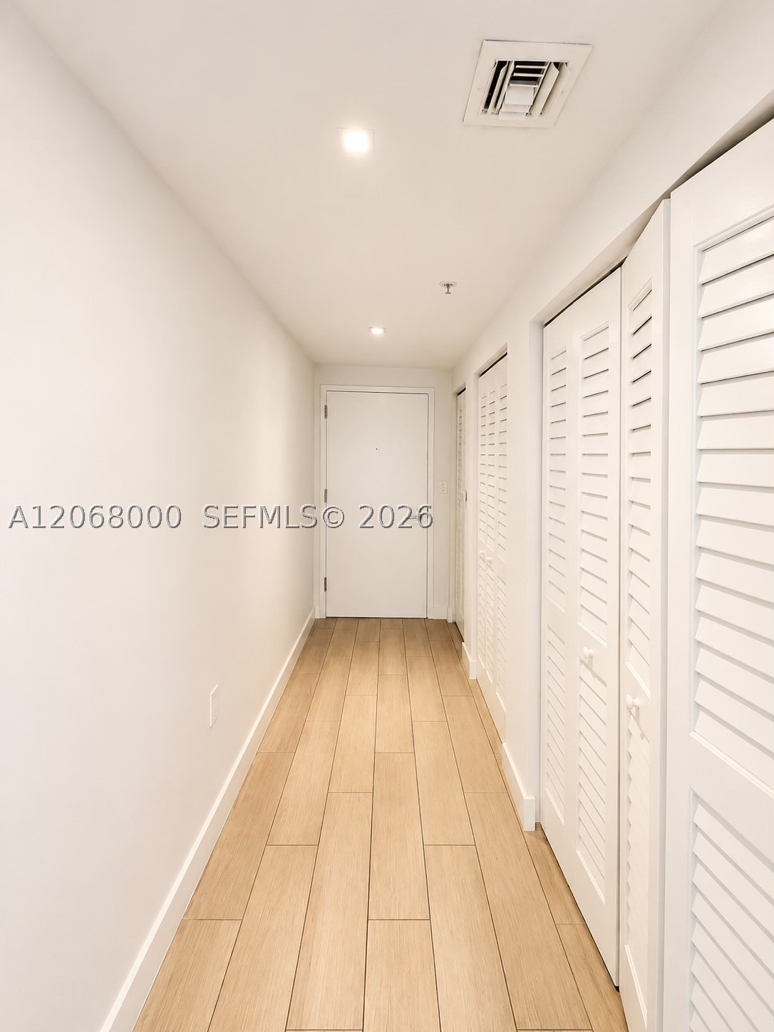 1600 SW 1st Ave #906, Miami FL 33129