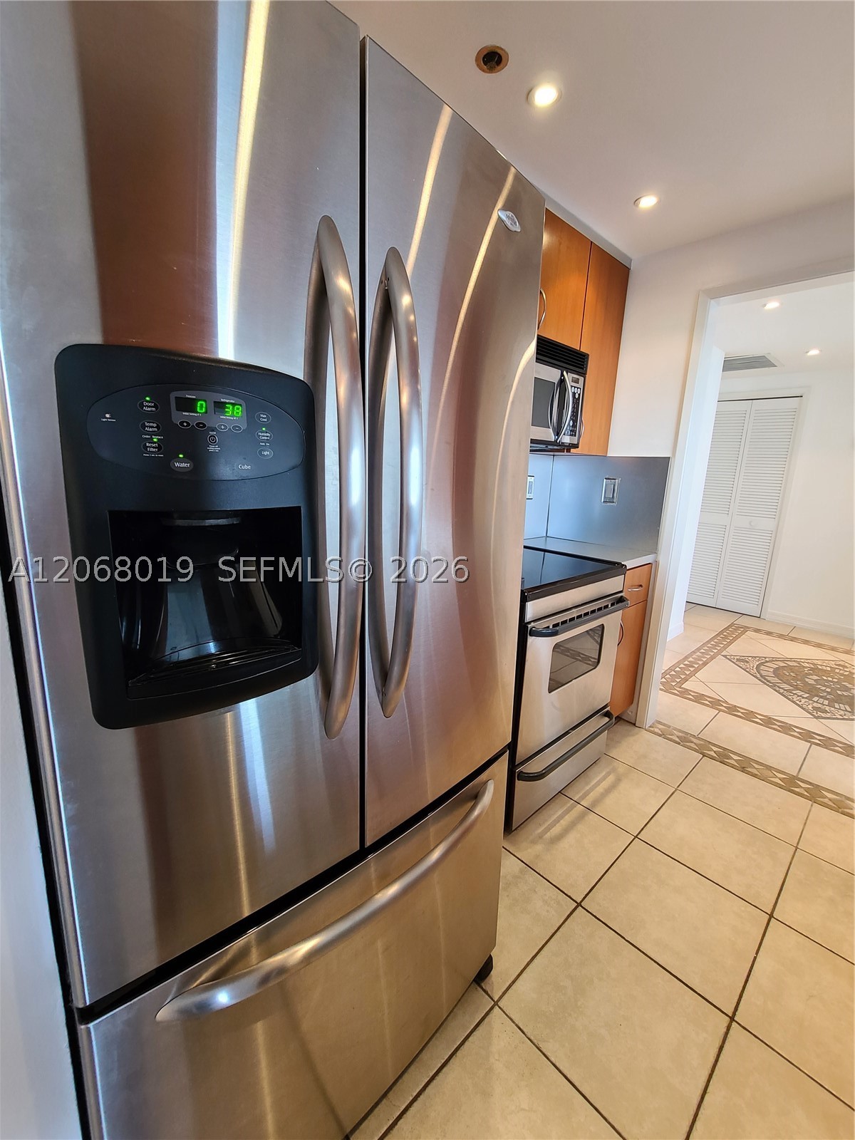 1581 Brickell Ave 2- Prking #1907, Miami FL 33129