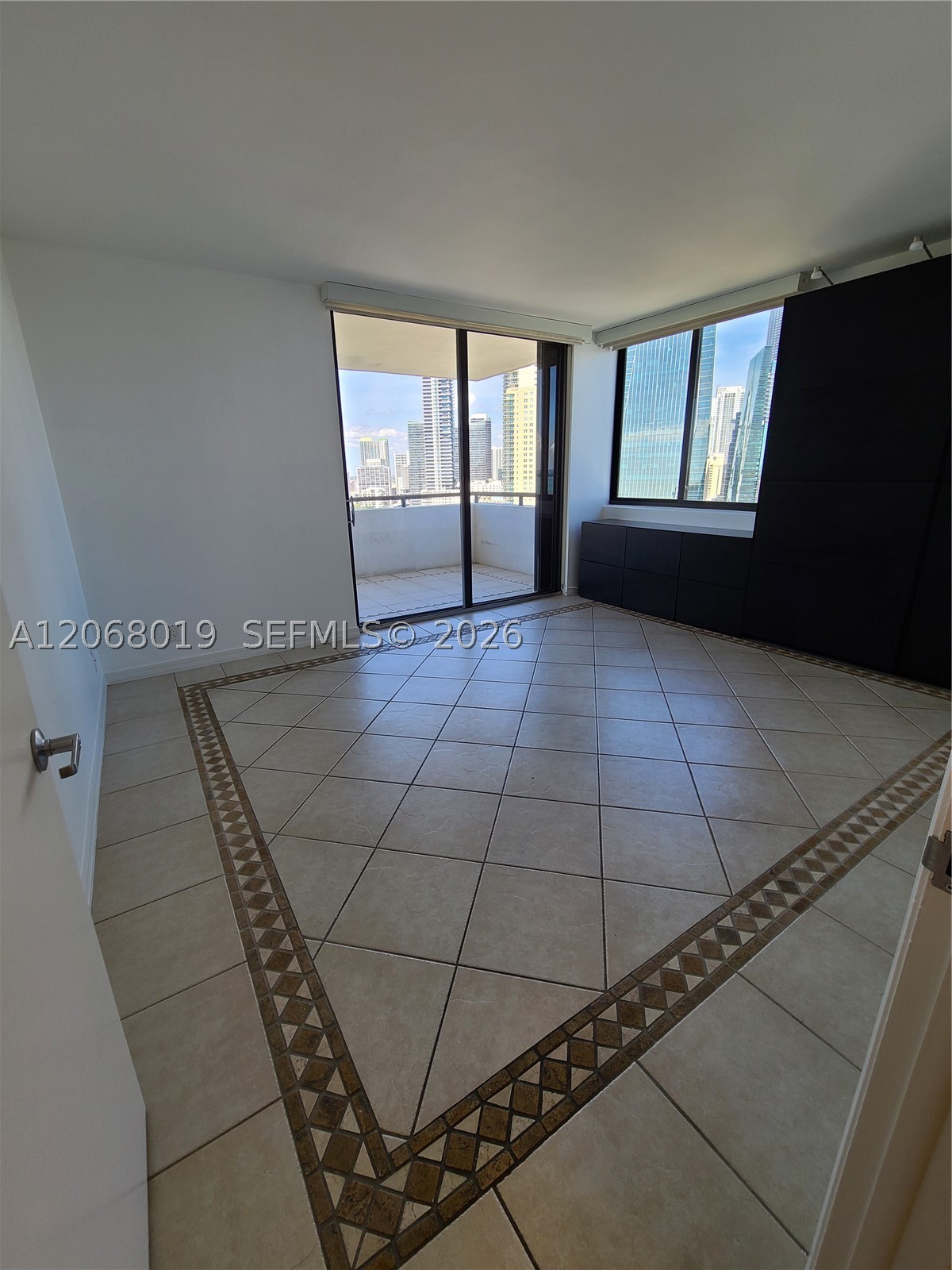 1581 Brickell Ave 2- Prking #1907, Miami FL 33129