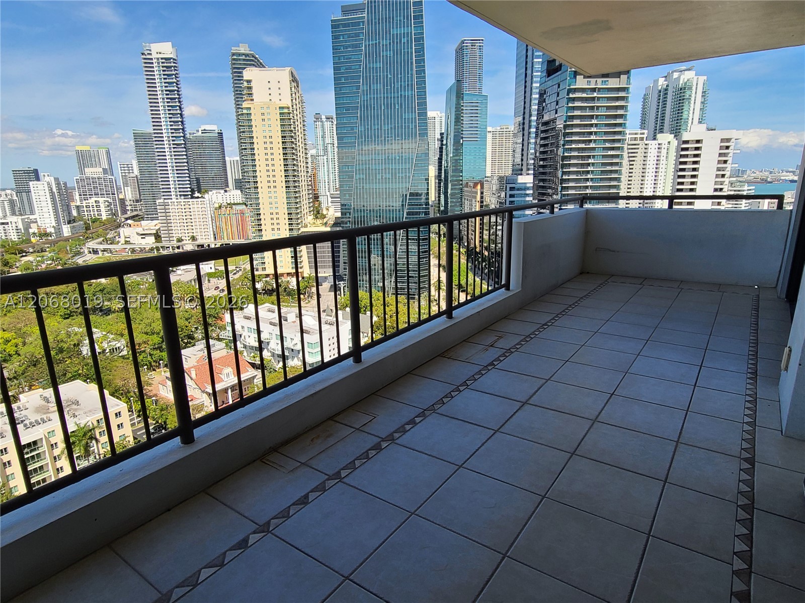 1581 Brickell Ave 2- Prking #1907, Miami FL 33129