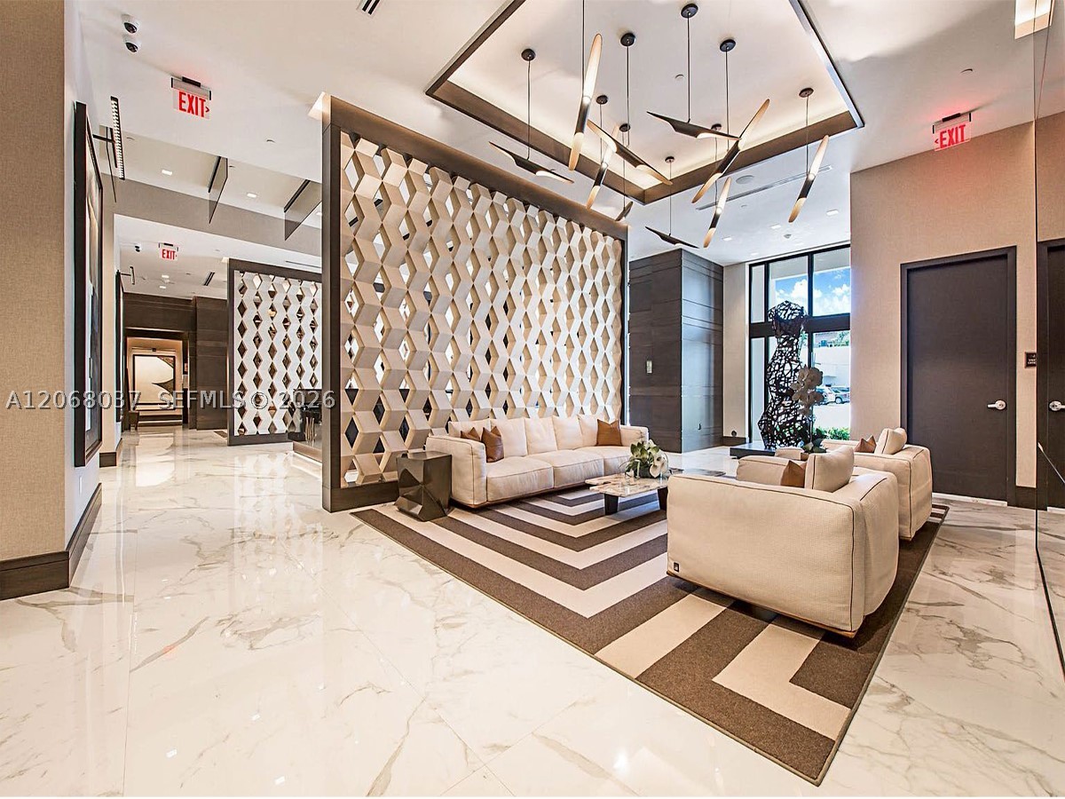 301 Altara Ave #609, Coral Gables FL 33146