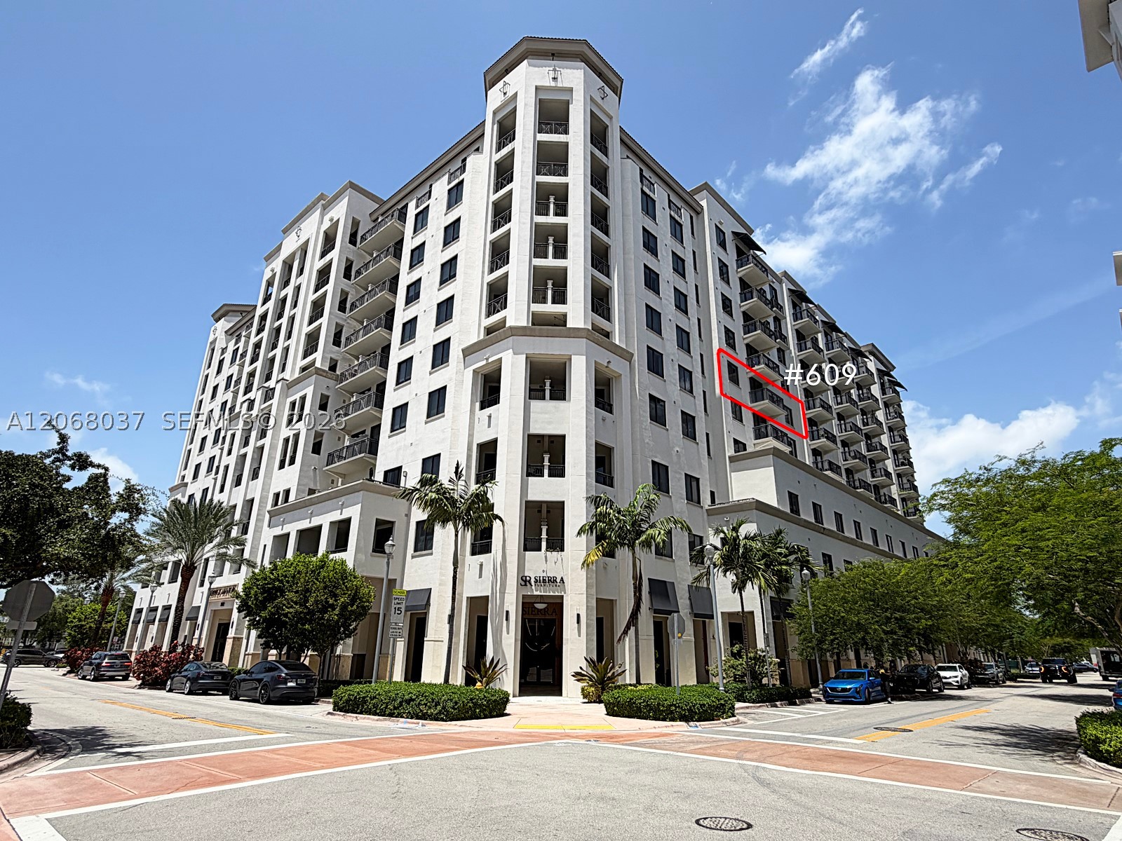 301 Altara Ave #609, Coral Gables FL 33146