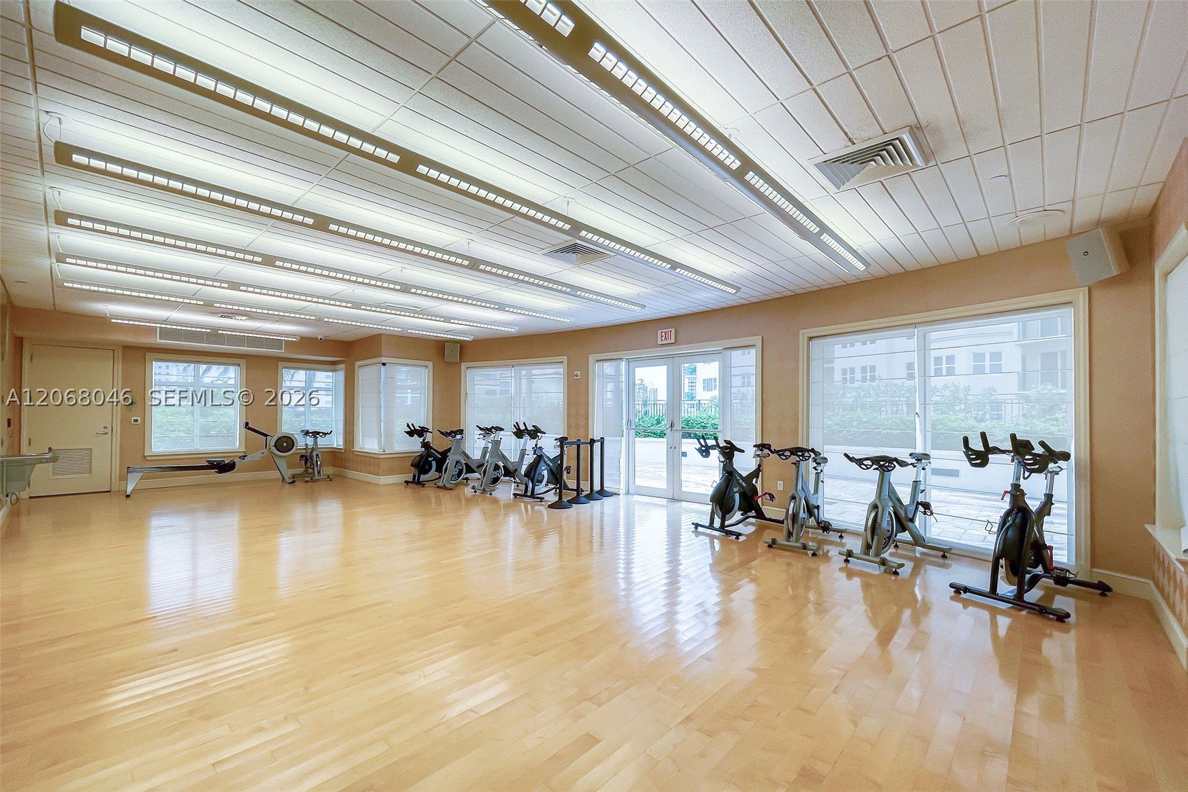 19900 E Country Club Dr #610, Aventura FL 33180