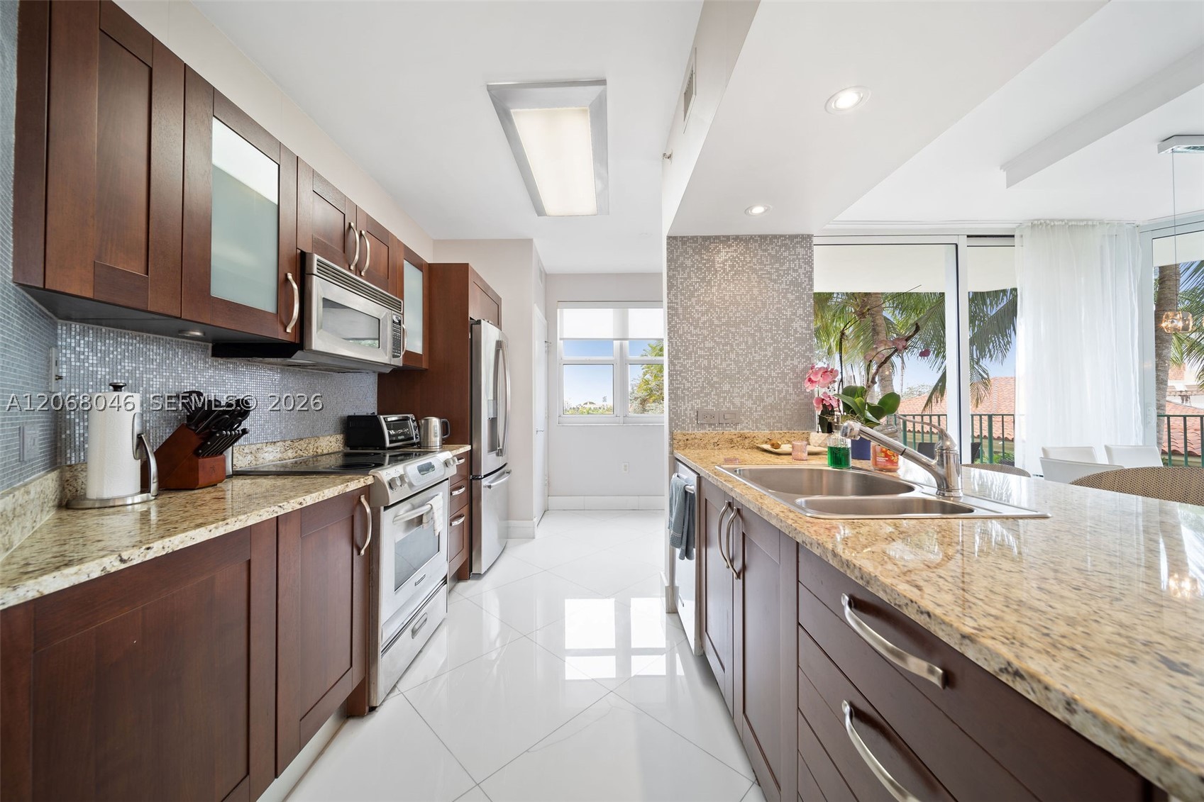 19900 E Country Club Dr #610, Aventura FL 33180