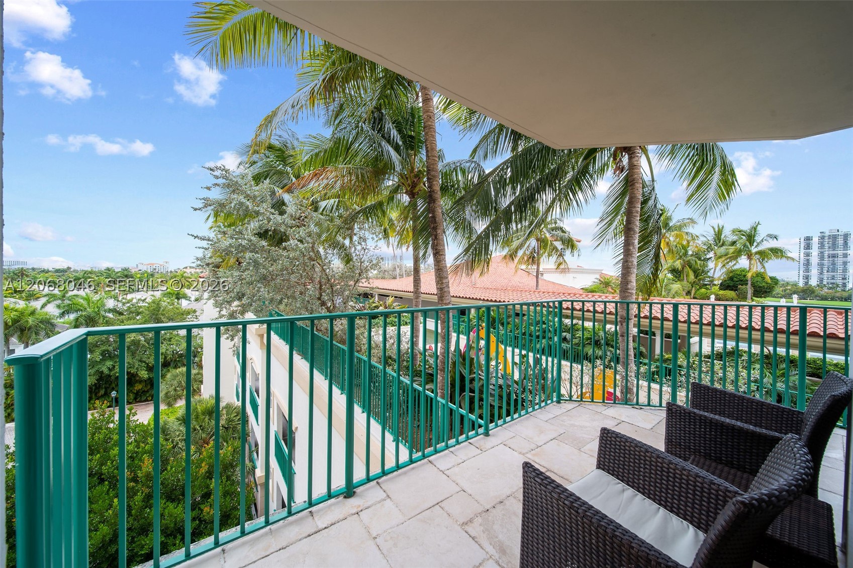 19900 E Country Club Dr #610, Aventura FL 33180