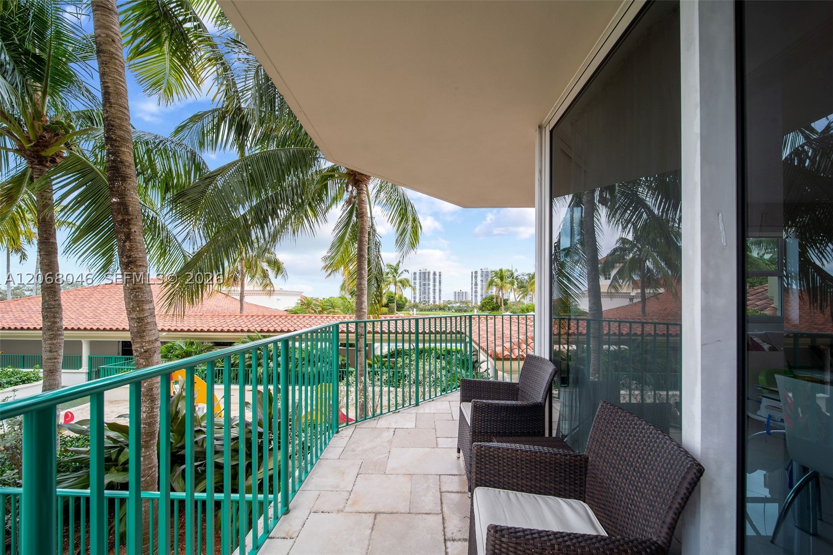 19900 E Country Club Dr #610, Aventura FL 33180