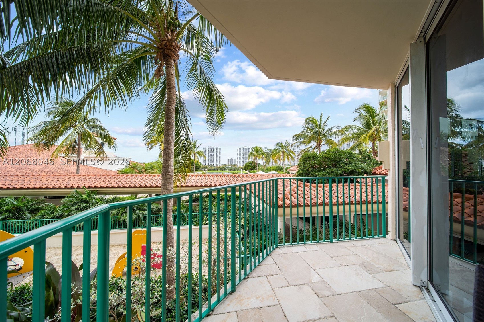 19900 E Country Club Dr #610, Aventura FL 33180
