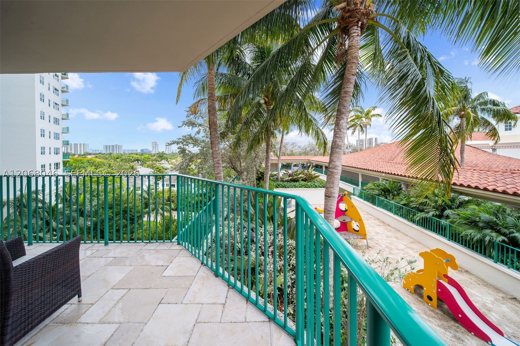 19900 E Country Club Dr #610, Aventura FL 33180