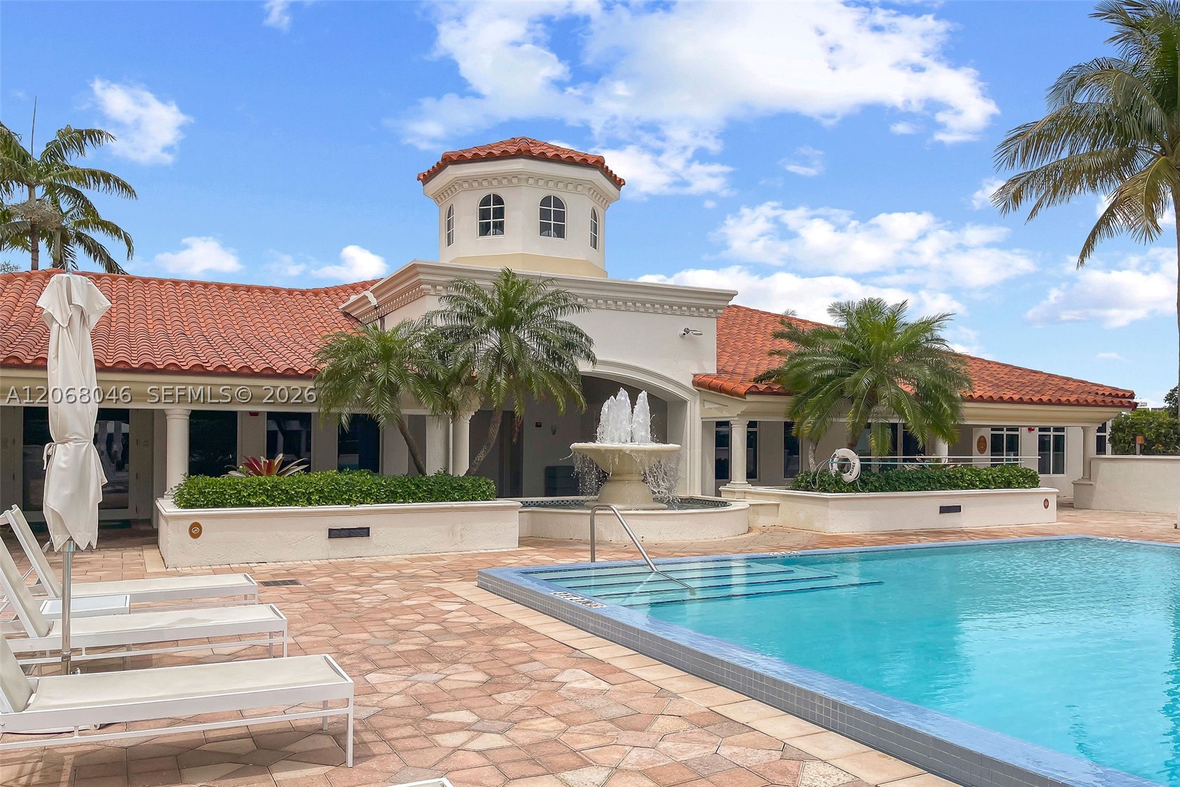 19900 E Country Club Dr #610, Aventura FL 33180