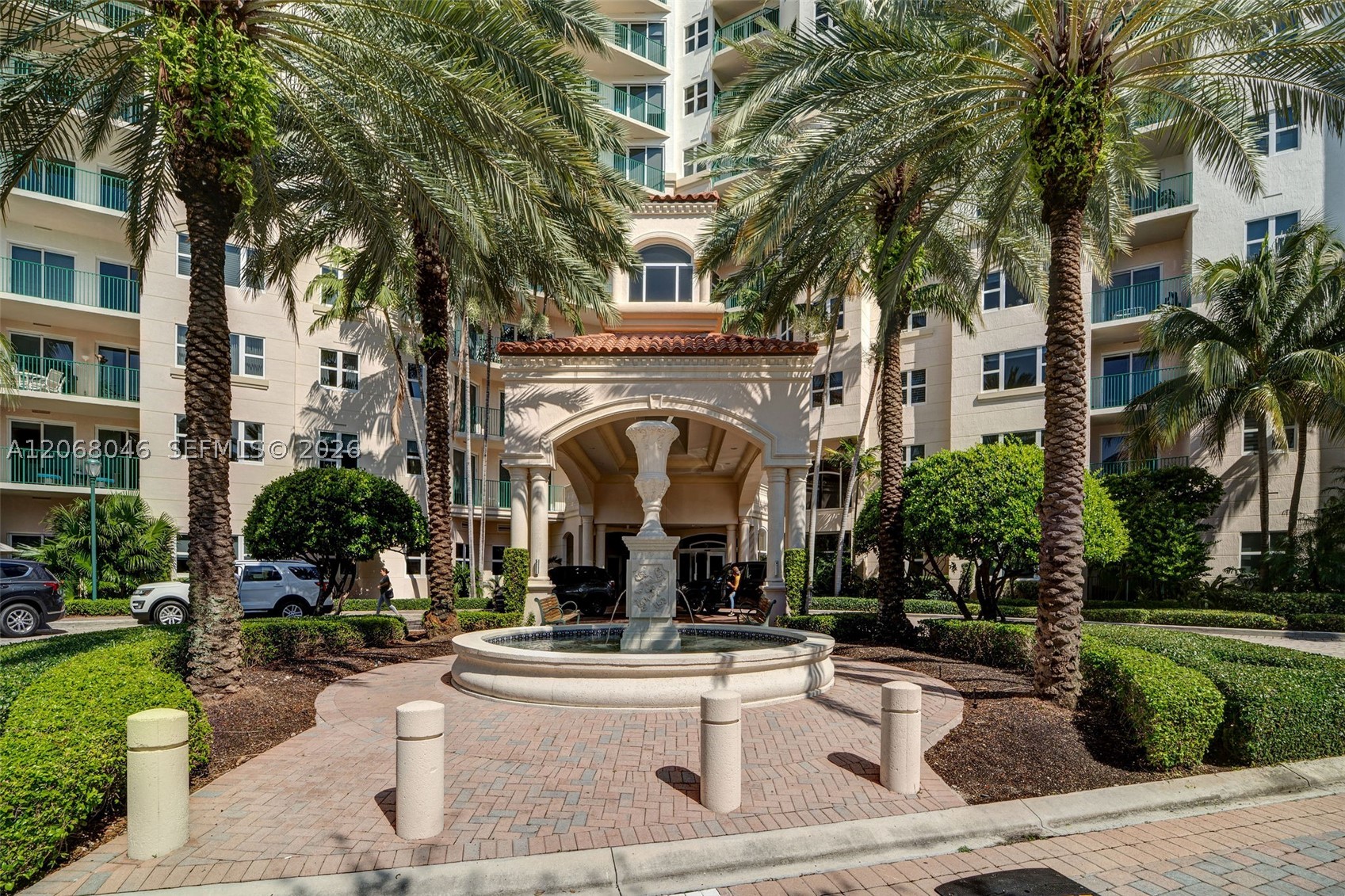 19900 E Country Club Dr #610, Aventura FL 33180