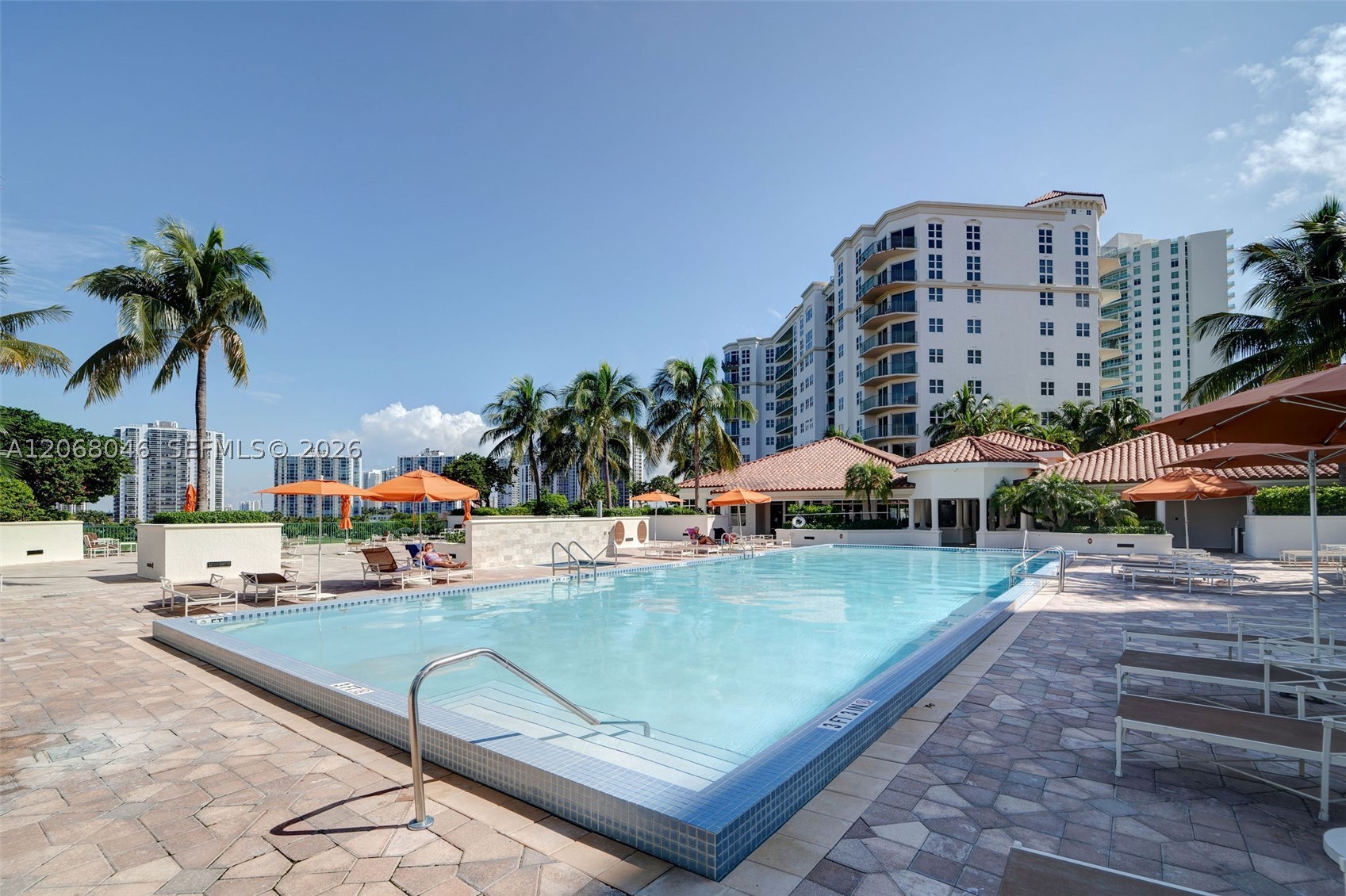 19900 E Country Club Dr #610, Aventura FL 33180