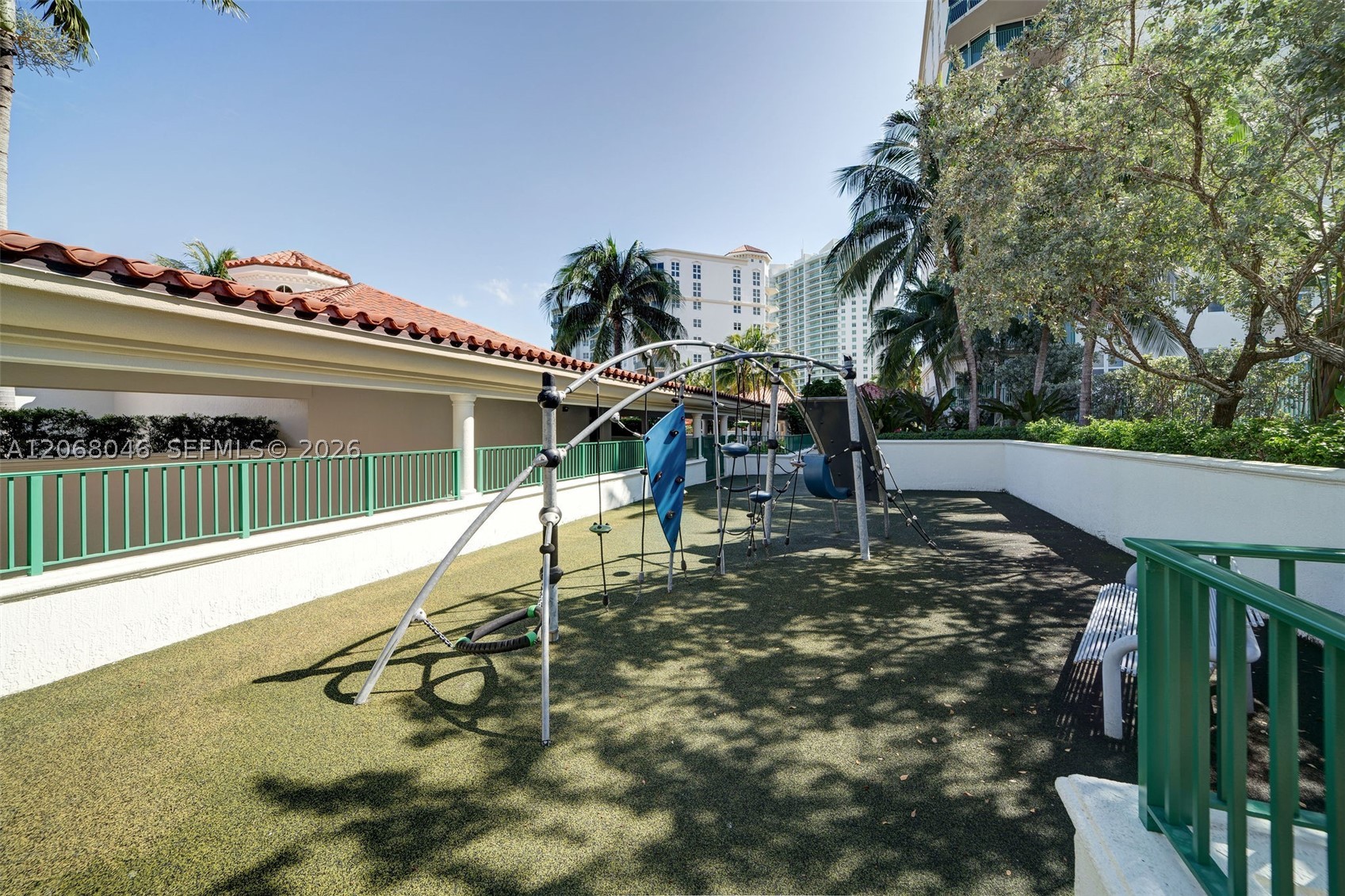 19900 E Country Club Dr #610, Aventura FL 33180
