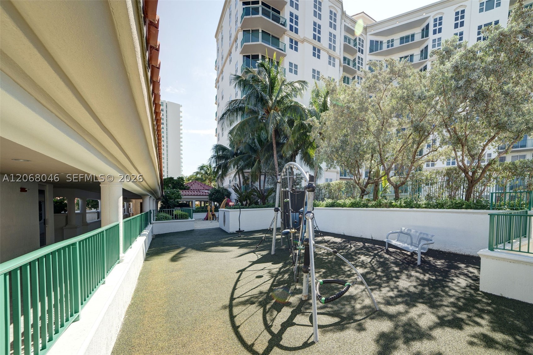 19900 E Country Club Dr #610, Aventura FL 33180