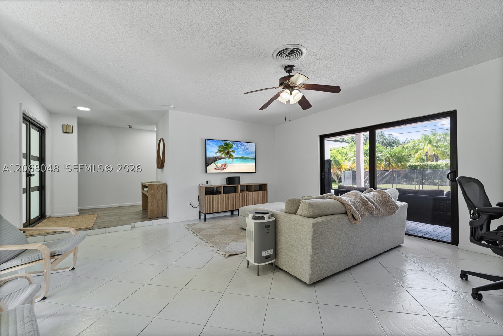 8620 SW 159th St, Palmetto Bay FL 33157