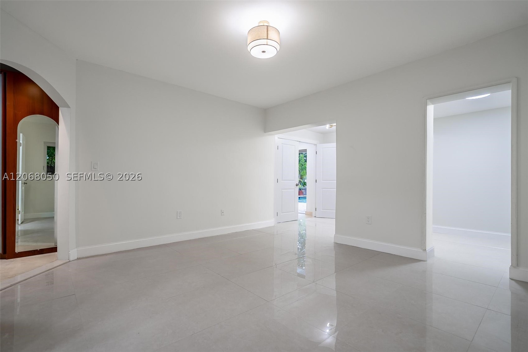 1710 Cleveland Rd #0, Miami Beach FL 33141