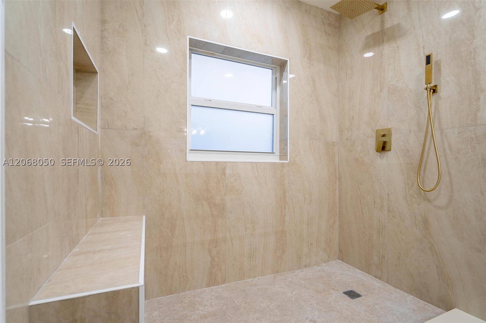 1710 Cleveland Rd #0, Miami Beach FL 33141