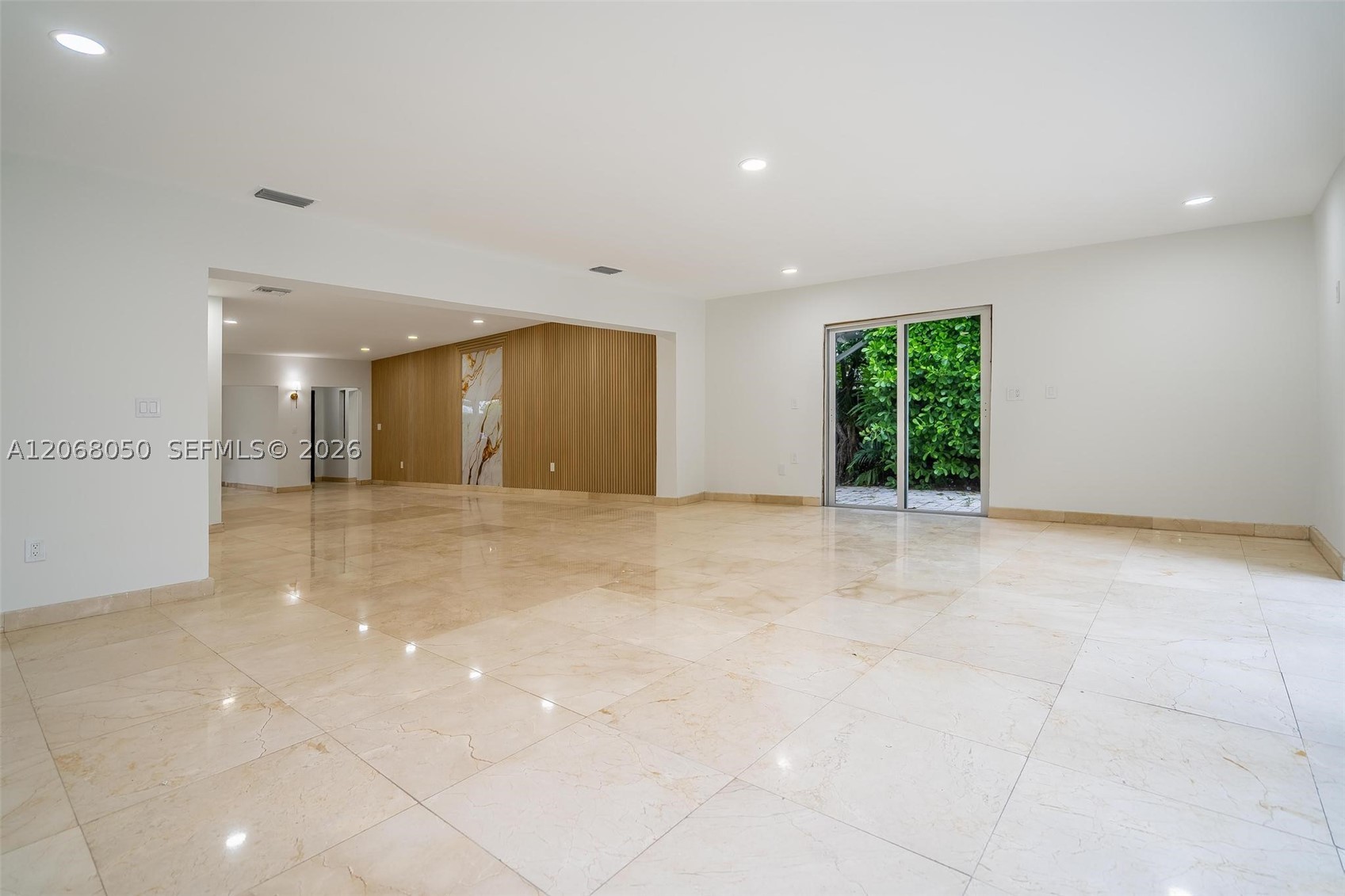 1710 Cleveland Rd #0, Miami Beach FL 33141
