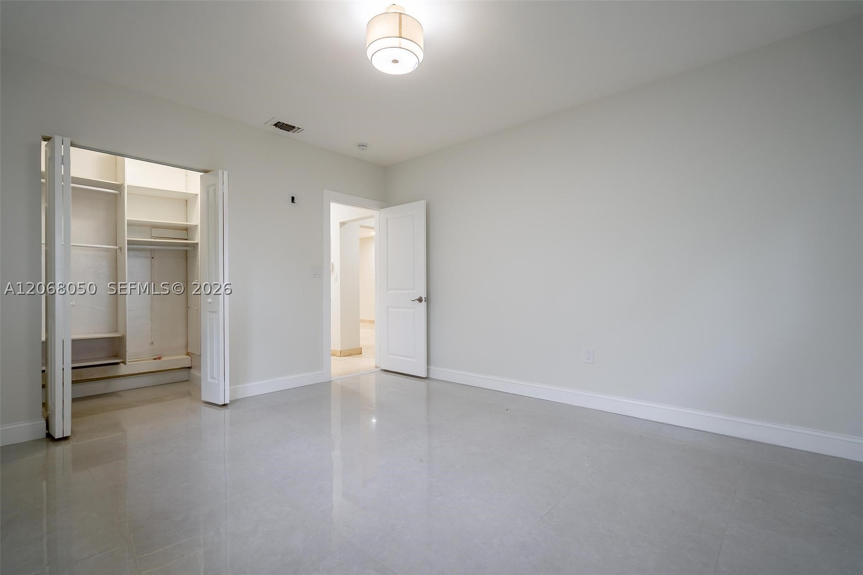 1710 Cleveland Rd #0, Miami Beach FL 33141