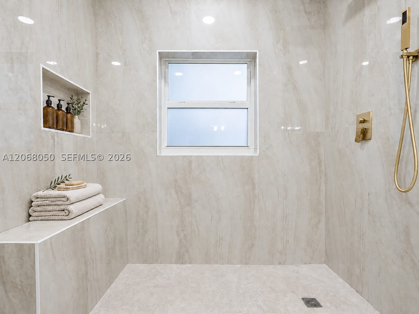 1710 Cleveland Rd #0, Miami Beach FL 33141