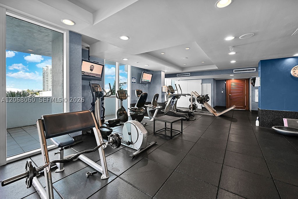 7900 Harbor Island Dr #1408, North Bay Village FL 33141