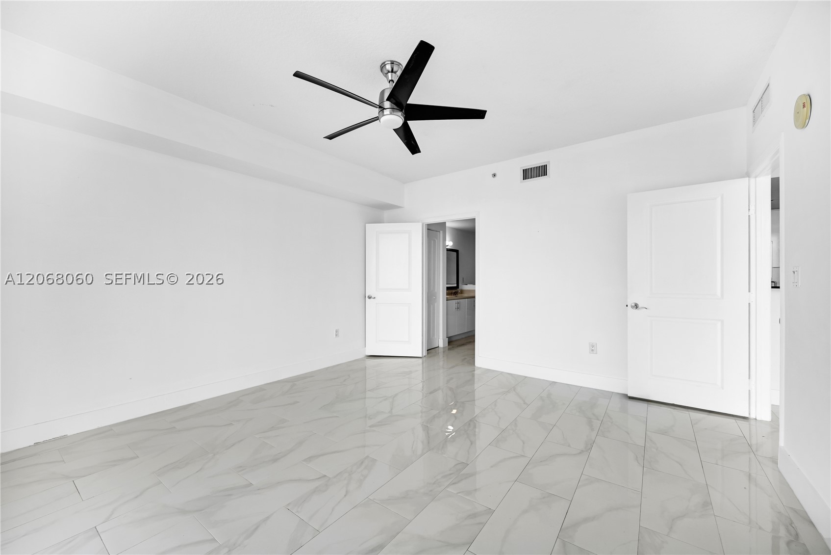 7900 Harbor Island Dr #1408, North Bay Village FL 33141