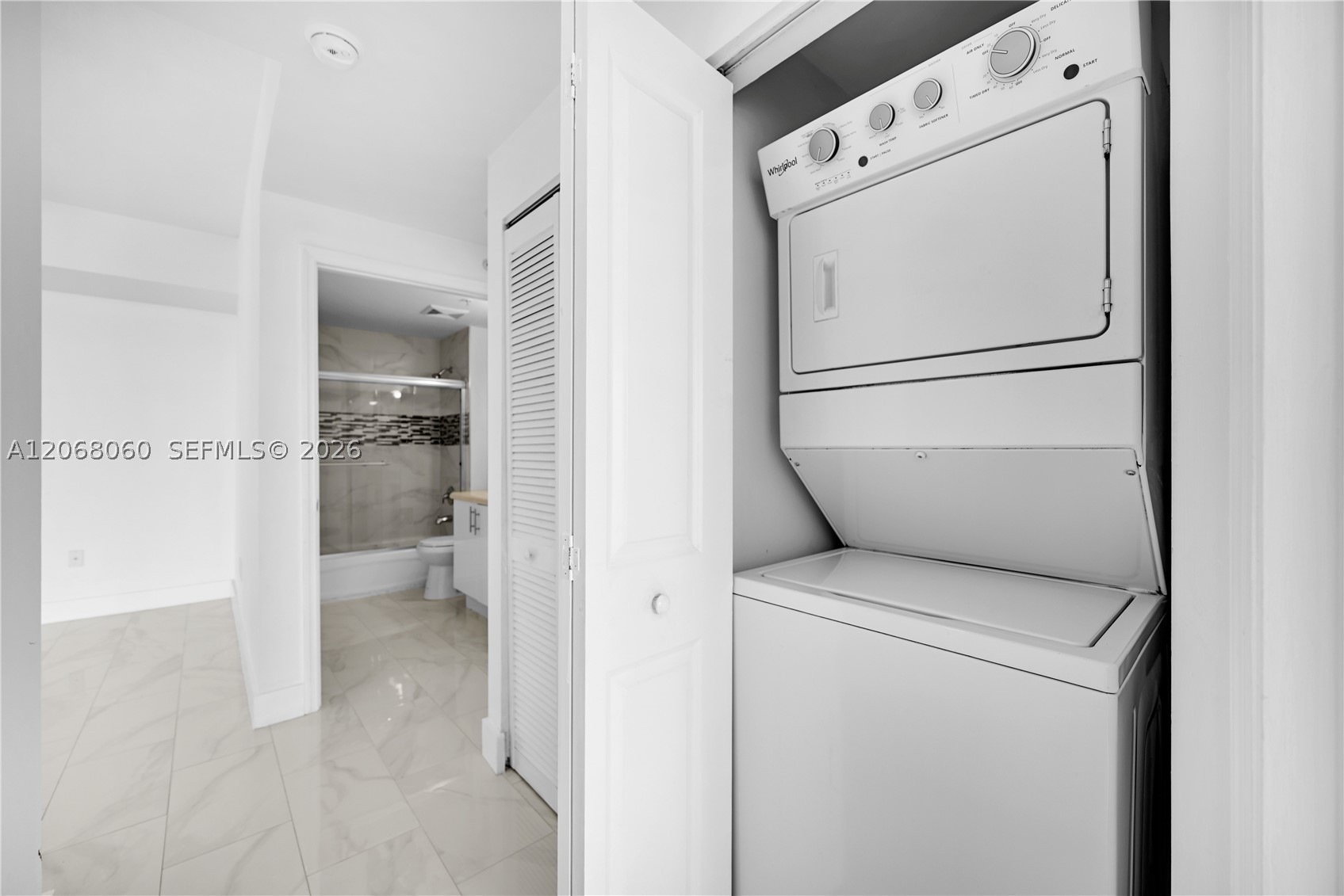 7900 Harbor Island Dr #1408, North Bay Village FL 33141