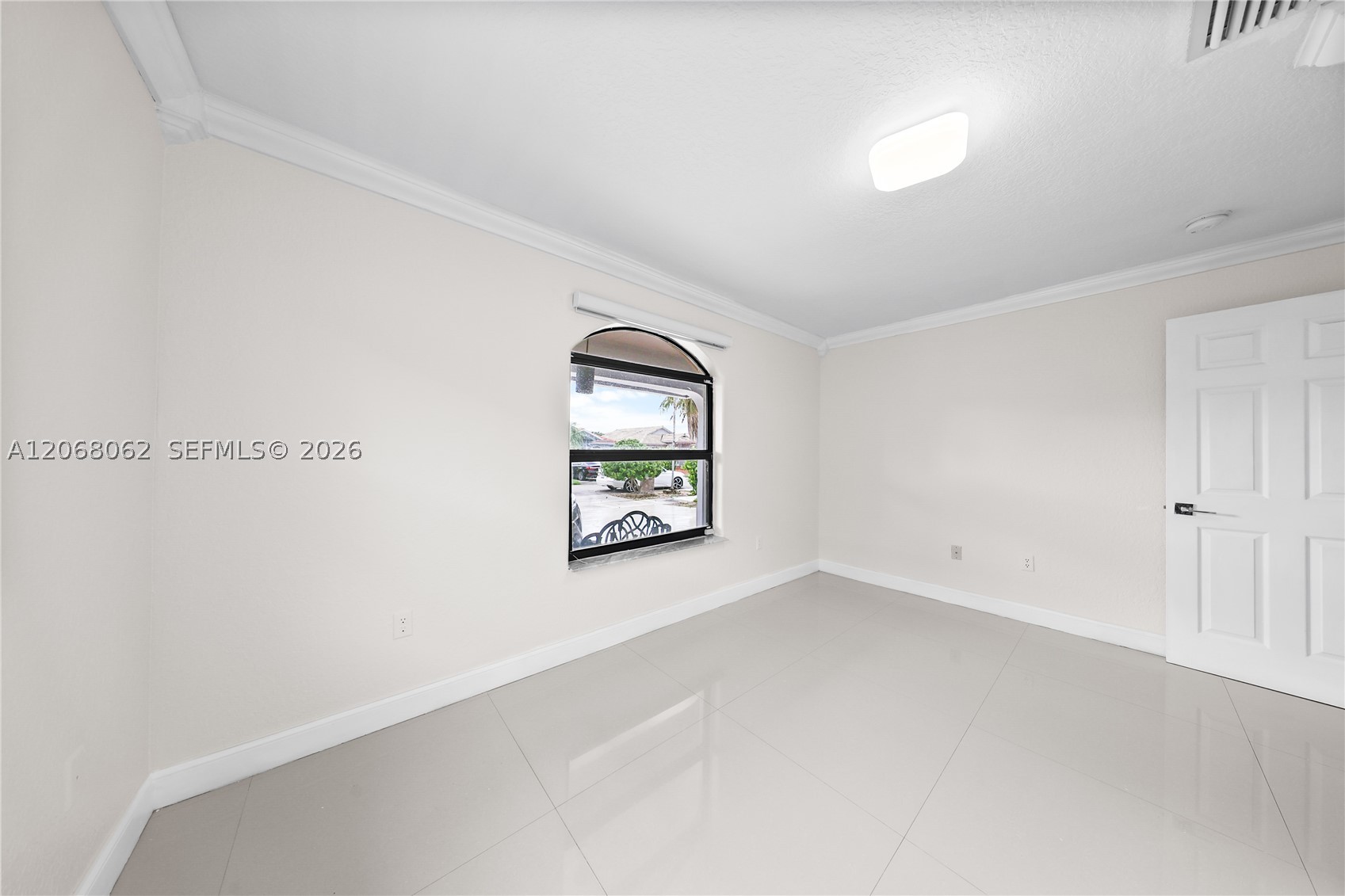 10033 NW 126th Ter, Hialeah Gardens FL 33018