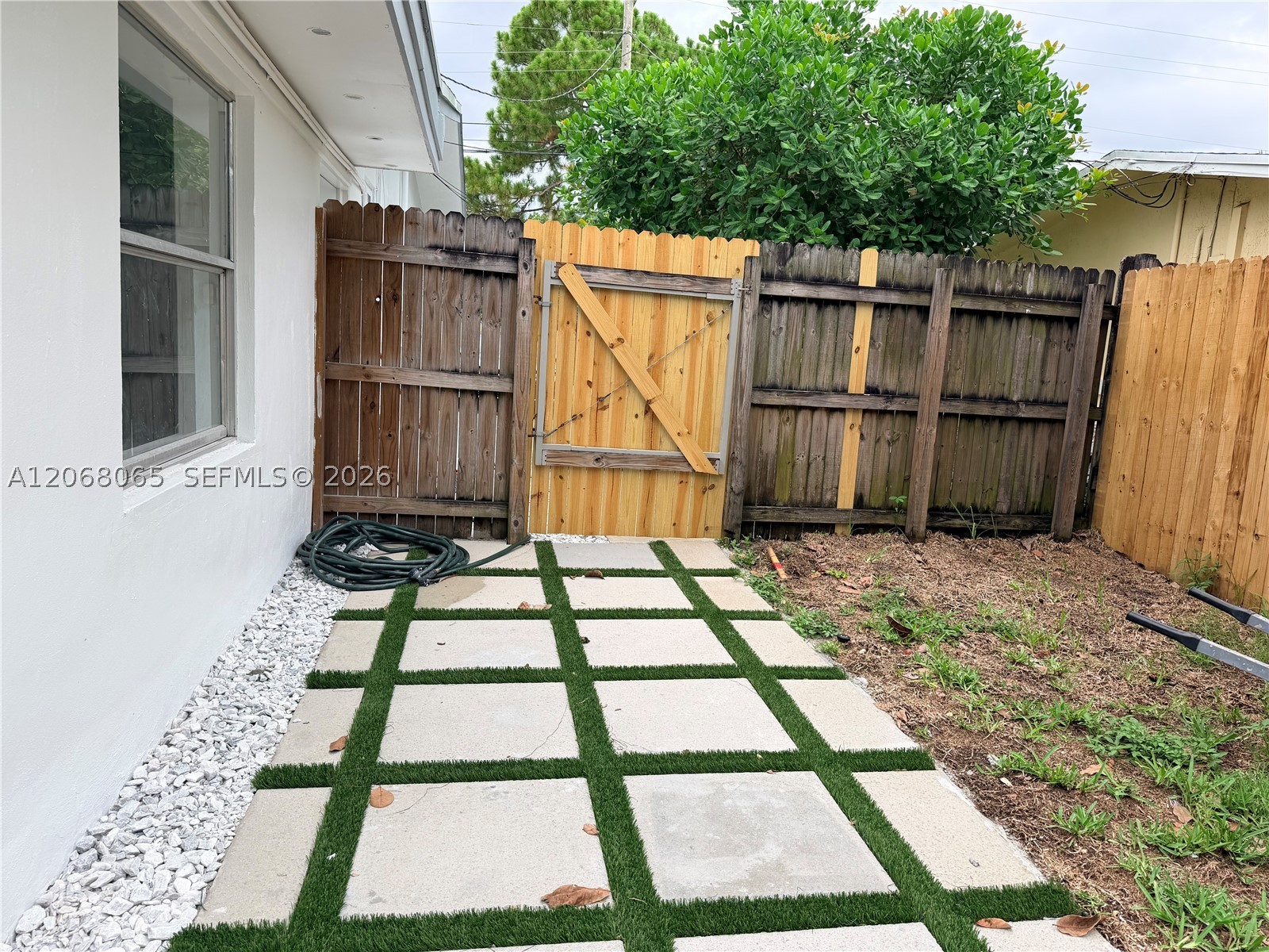 650 SW 55th Ave, Margate FL 33068