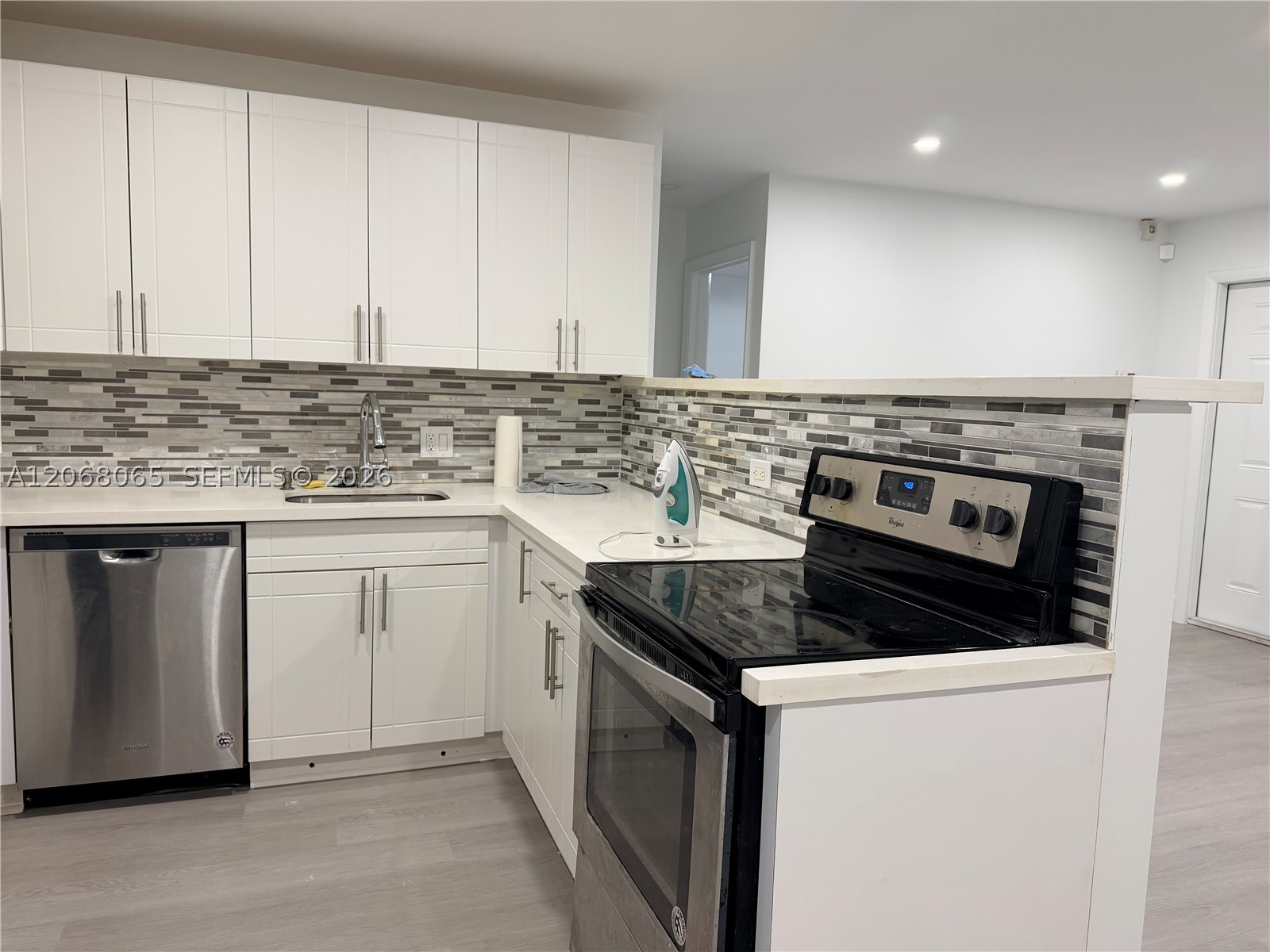 650 SW 55th Ave, Margate FL 33068