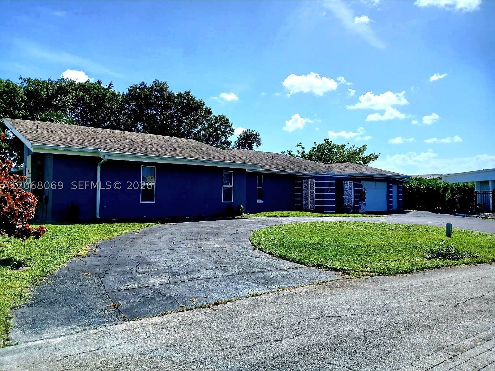 5710 Melaleuca Dr, Tamarac FL 33319