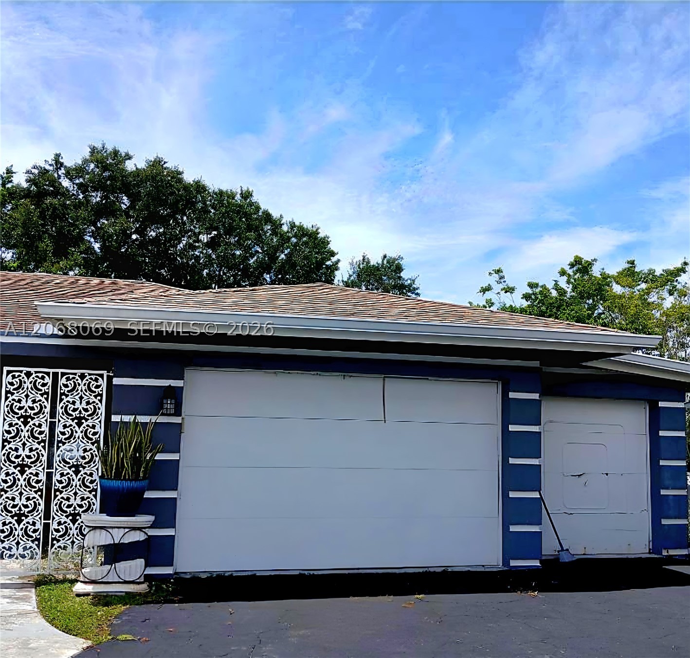 5710 Melaleuca Dr, Tamarac FL 33319
