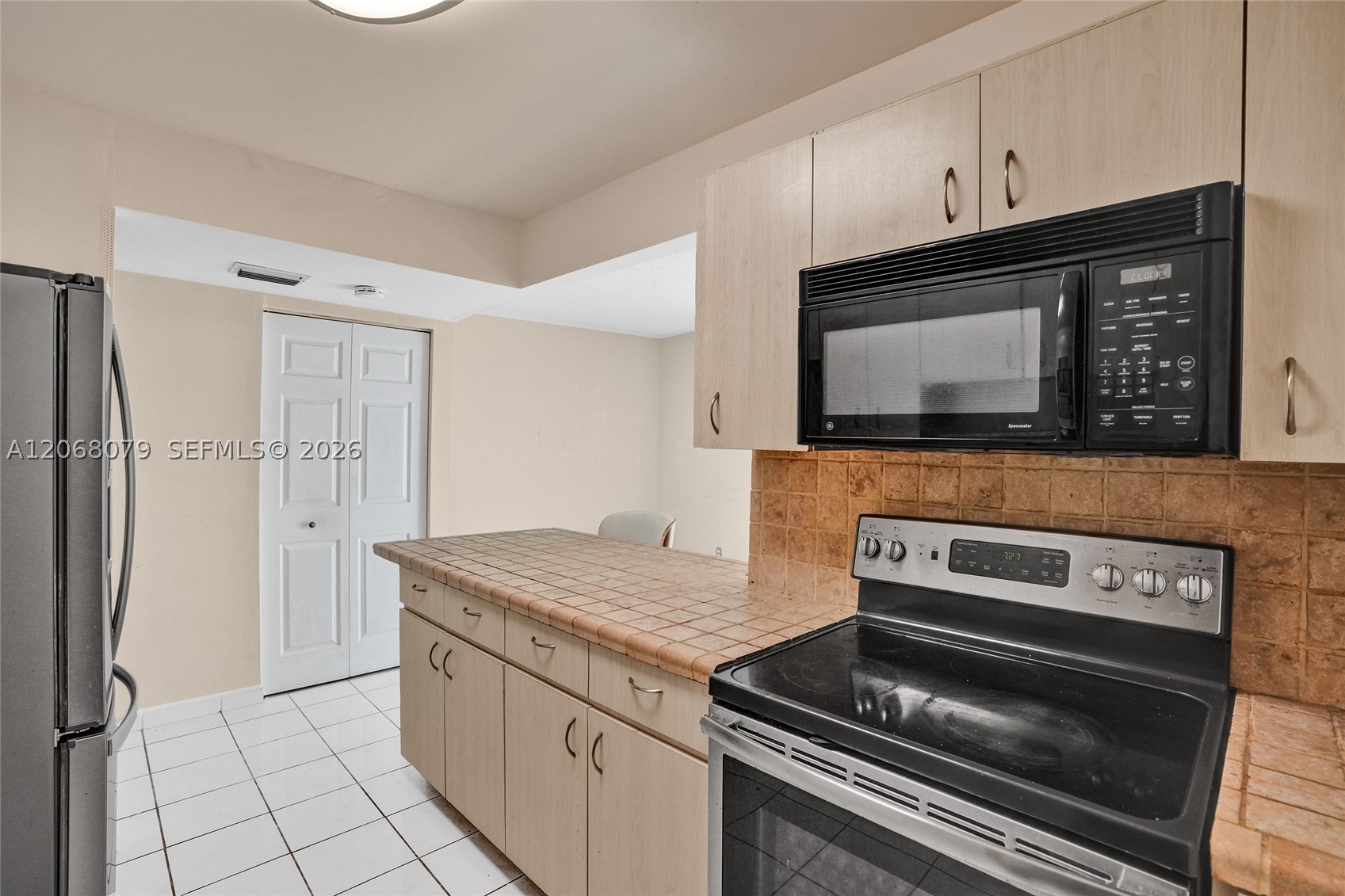 5555 Ludlam Rd #46, South Miami FL 33155